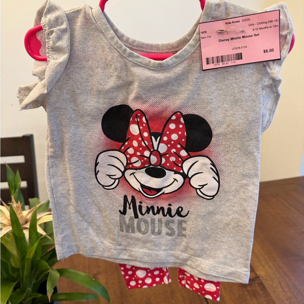 Minnie Mouse Gray and Red Outfit